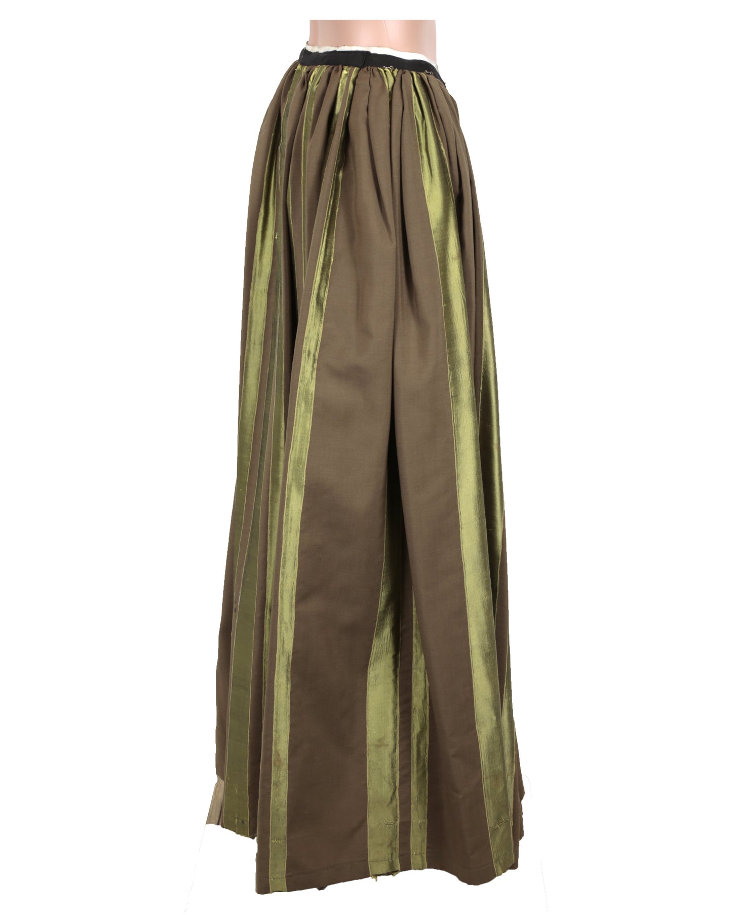 "David Copperfield" Aunt Betsy Trotwood's (Edith Evans) Costume