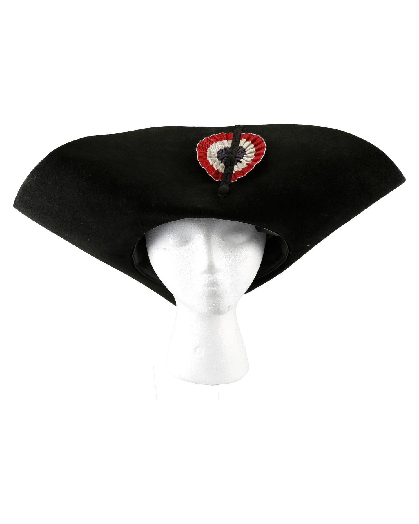"Chouans!" Tarquin Larmor's (Lambert Wilson) Hat