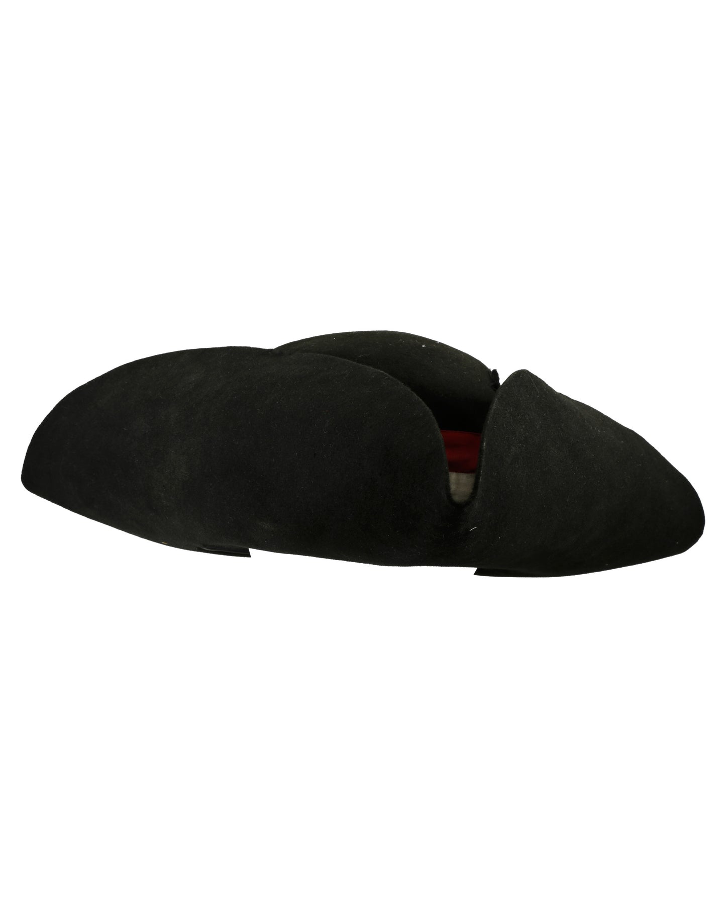 "Chouans!" Tarquin Larmor's (Lambert Wilson) Hat