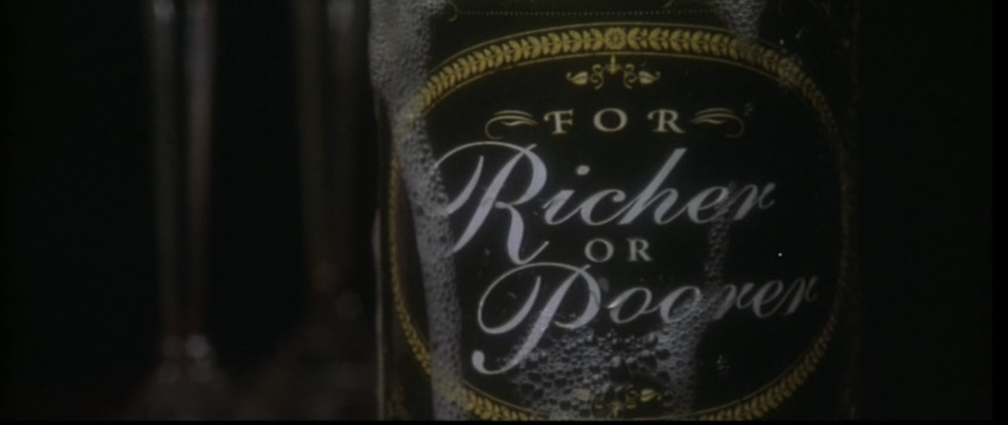 "For Richer or Poorer" Brad and Caroline Sexton's (Tim Allen and Kirstie Alley) Prop Credit Cards