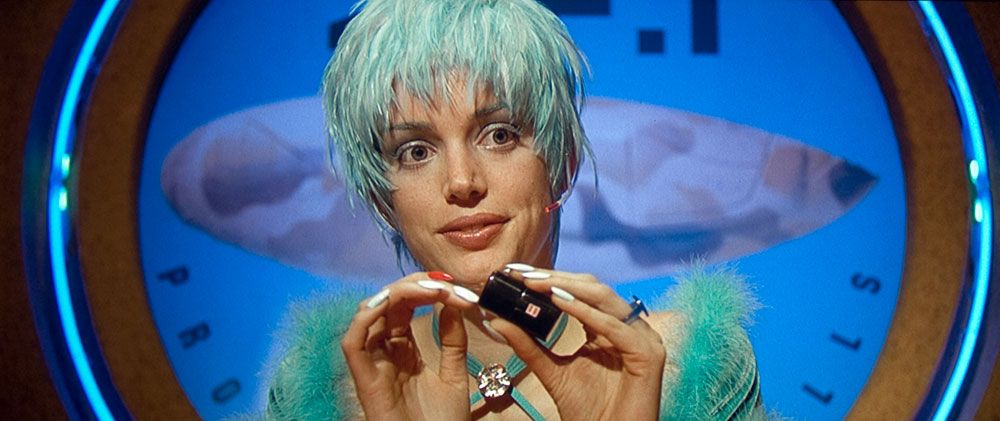 "The Fifth Element" Zorg’s Secretary’s (Sibyl Buck) Wig