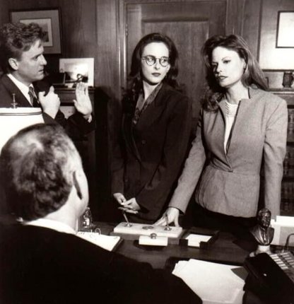 "Reasonable Doubts" (TV Series) Assistant District Attorney Tess’ (Marlee Matlin) Eyeglasses