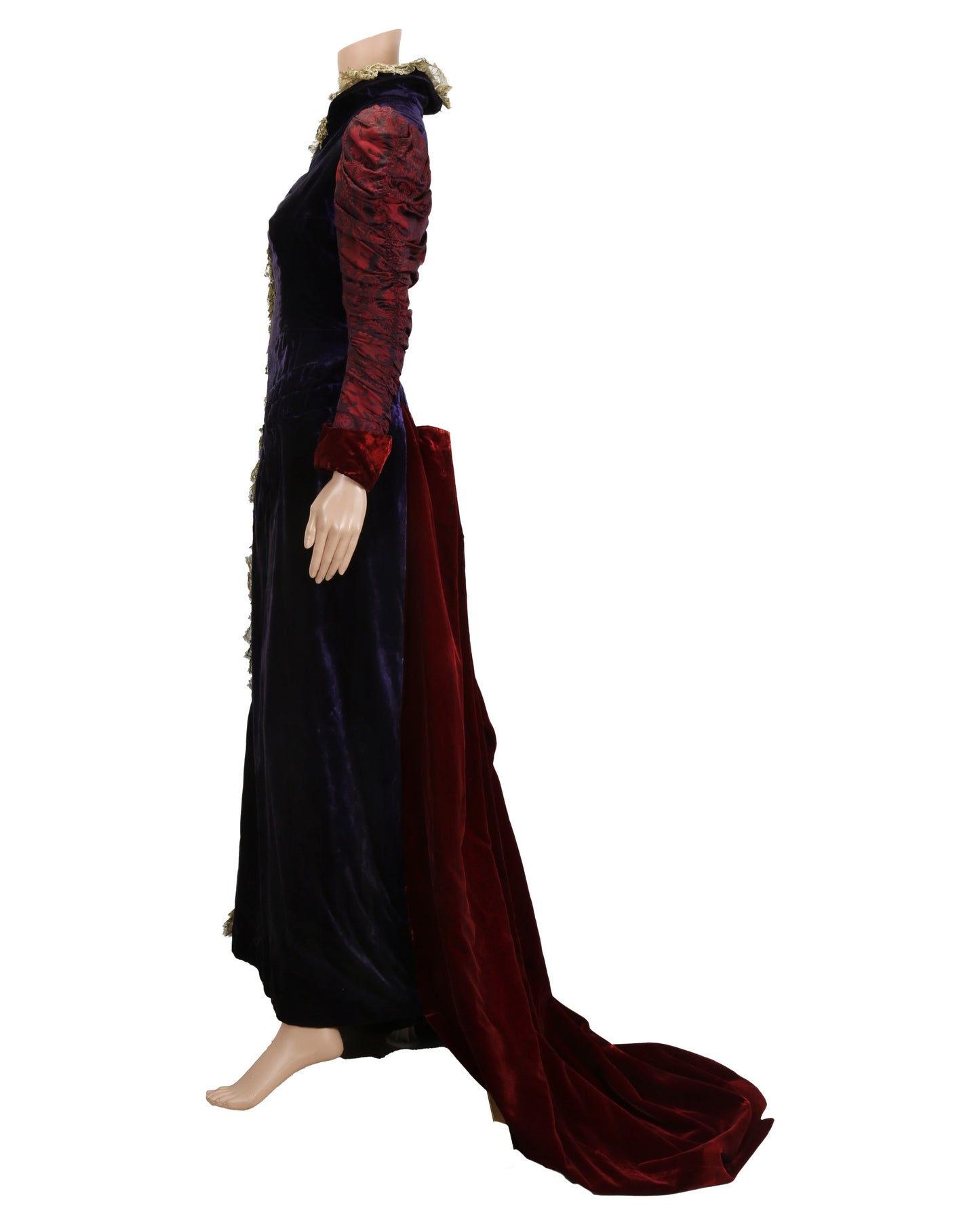 "Young Toscanini" Nadina's (Elizabeth Taylor) Dress