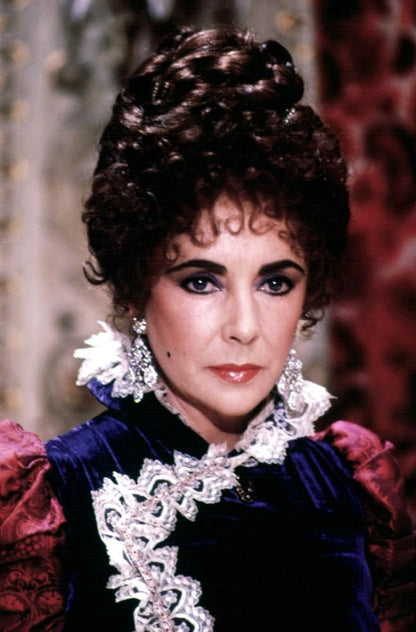 "Young Toscanini" Nadina's (Elizabeth Taylor) Dress