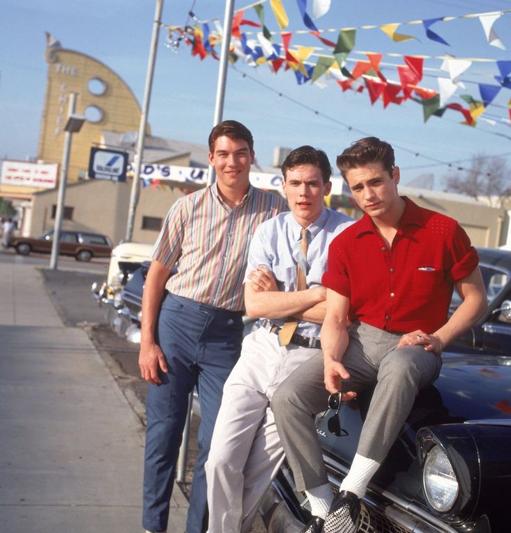 "Calendar Girl" (1993) Roy Darpinian’s (Jason Priestly) Winklepicker Shoes
