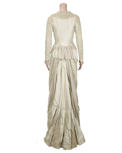 "Young Winston" Lady Churchill's (Anne Bancroft) Costume