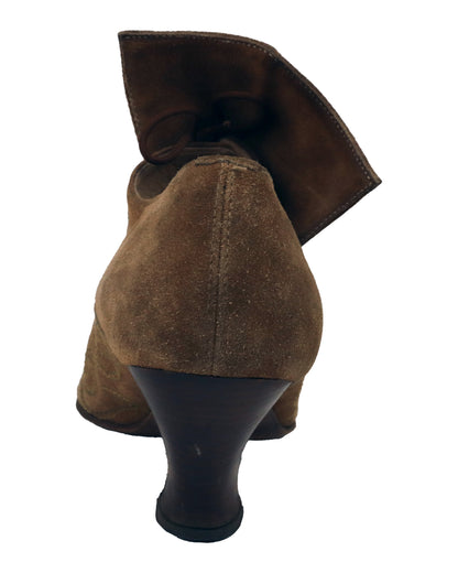 "The Scarlet Letter" Hester Prynne's (Demi Moore) Shoes