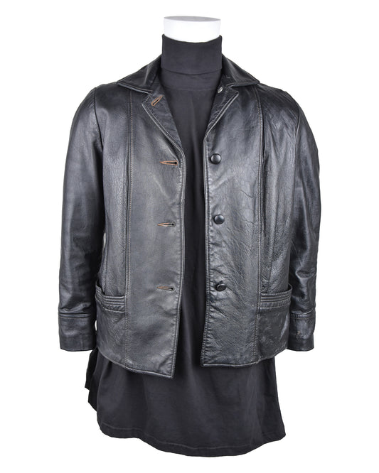 "Panther" Stokely Carmichael's (Mario Van Peebles) Turtleneck and Jacket