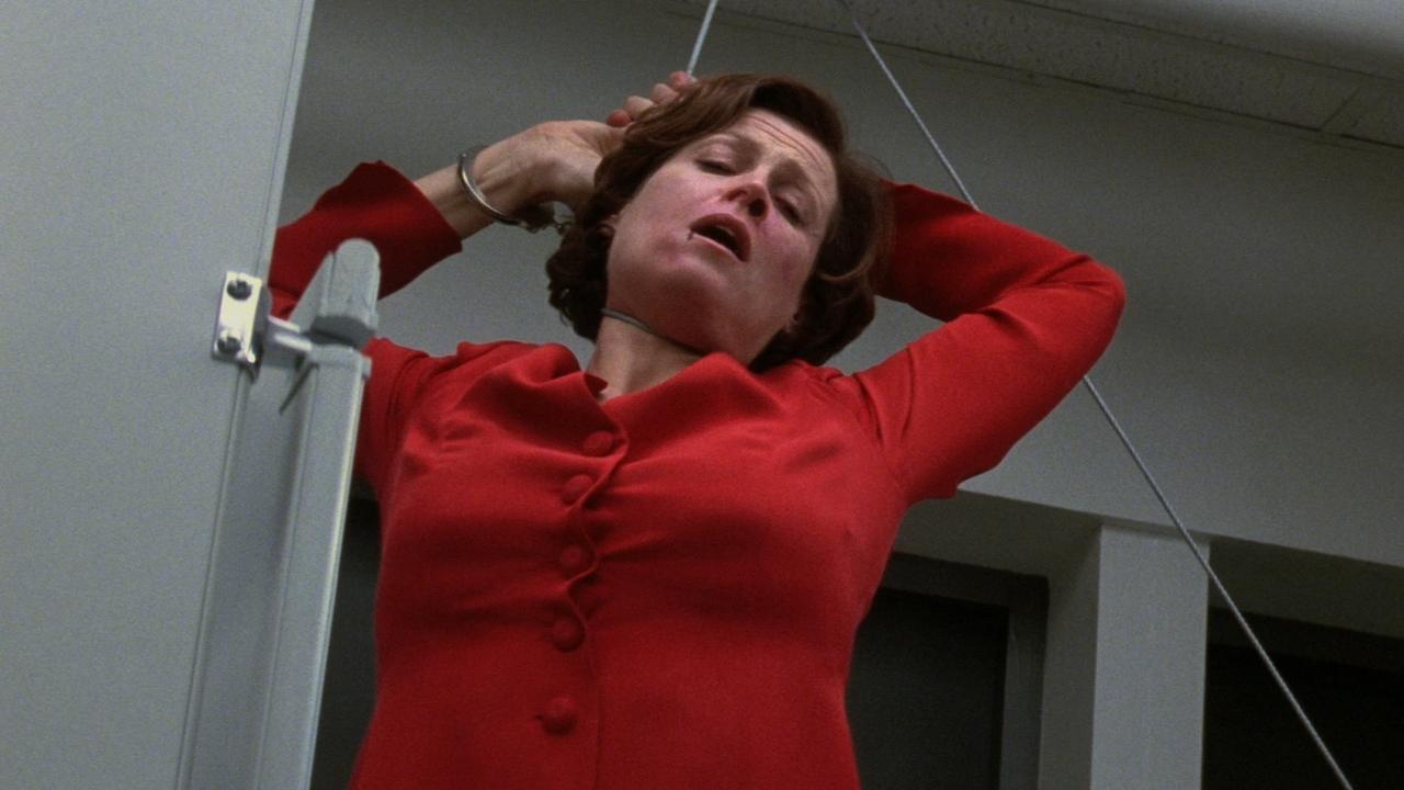 "Copycat" Helen Hudson's (Sigourney Weaver) Suit Jacket and Skirt