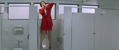 "Copycat" Helen Hudson's (Sigourney Weaver) Suit Jacket and Skirt