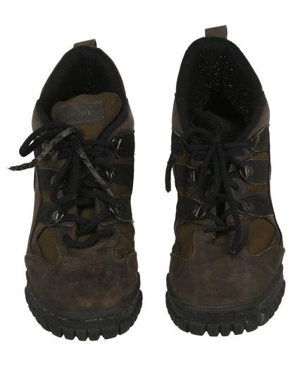 "Daylight" Kit Latura's (Sylvester Stallone) Shoes