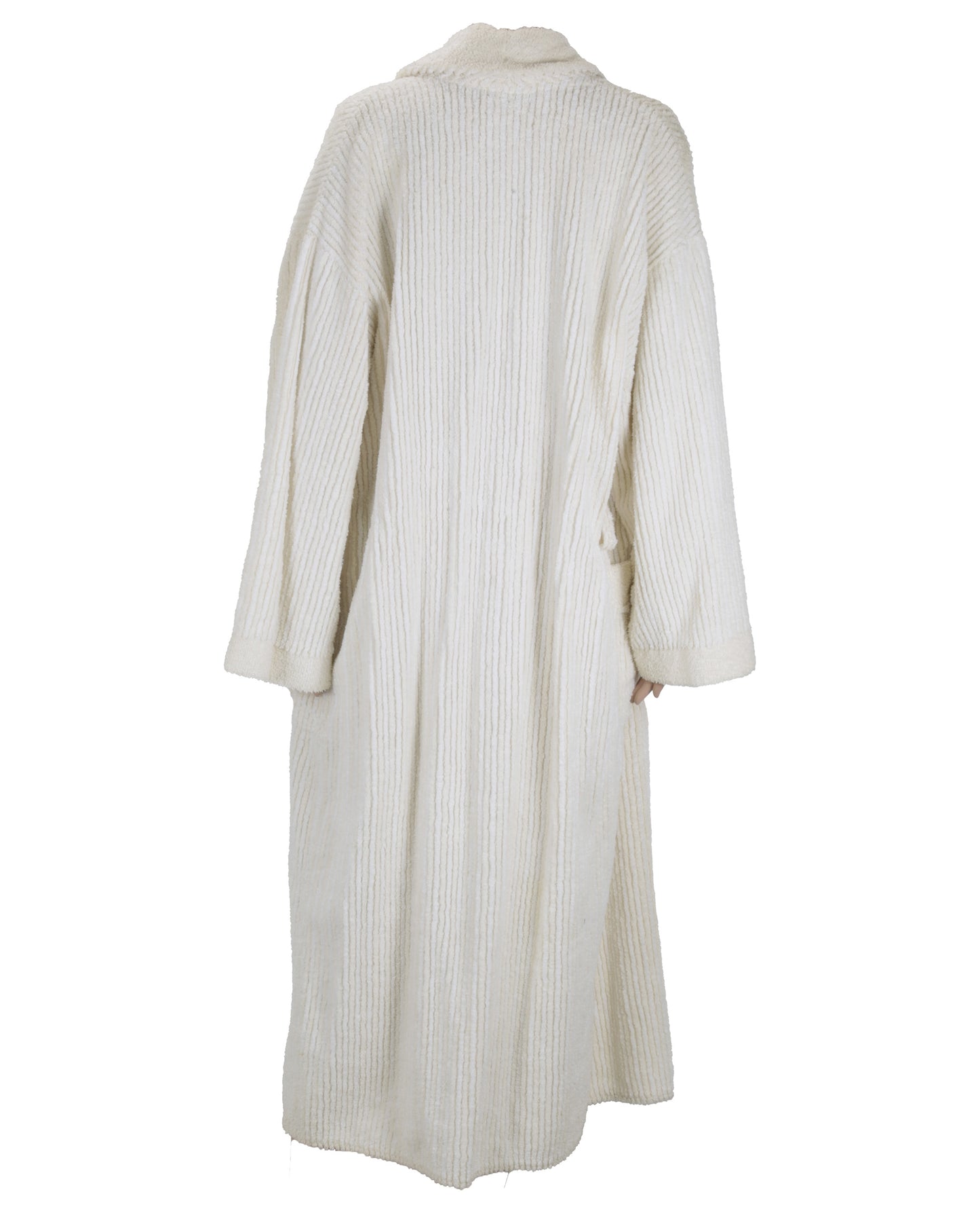 "Fluke" Carol Johnson's (Nancy Travis) Robe