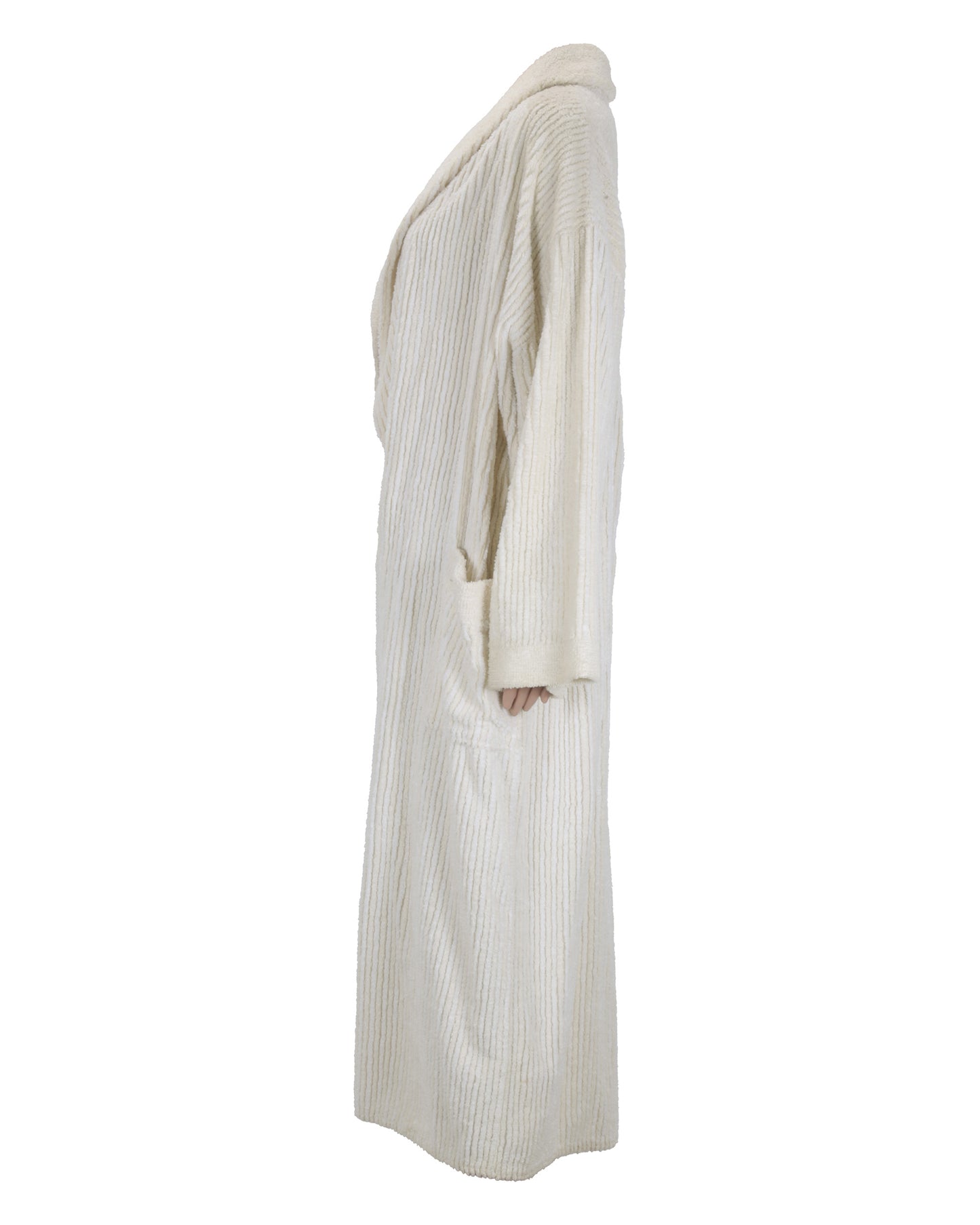 "Fluke" Carol Johnson's (Nancy Travis) Robe