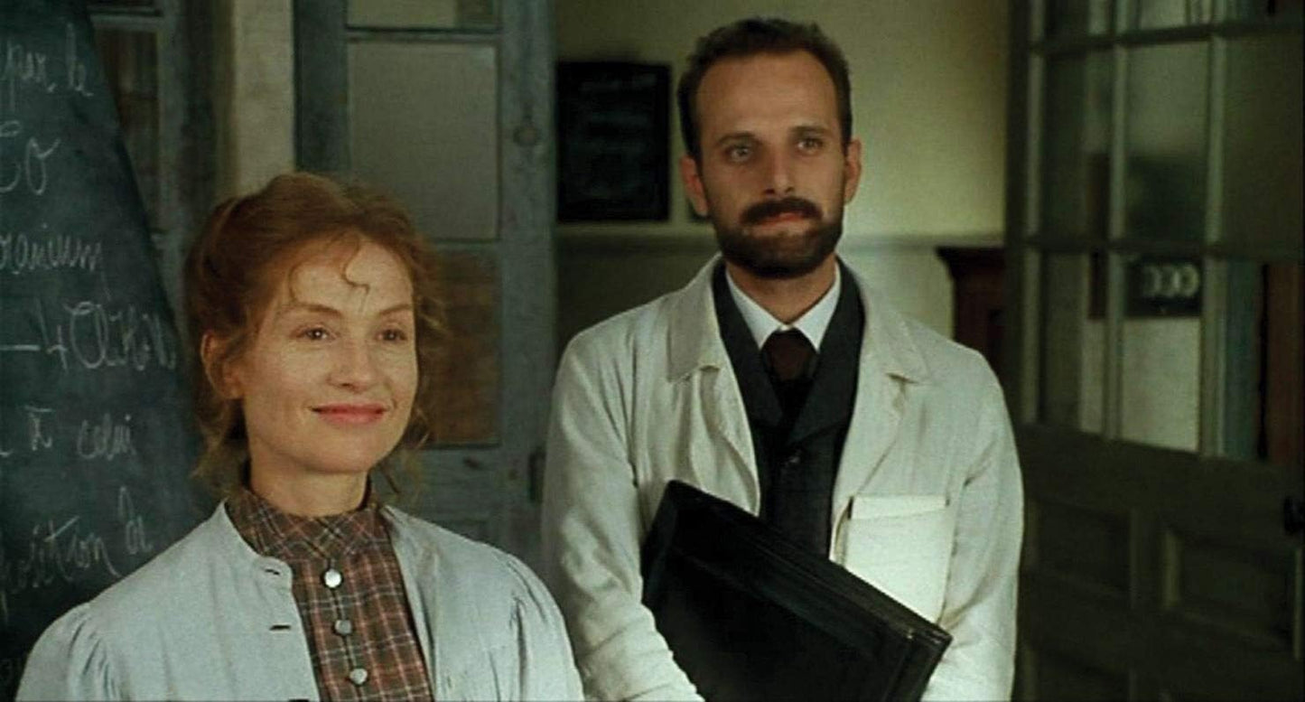 Mr. Schutz's Palms (Les palmes de M. Schutz)" Marie Curie's (Isabelle Huppert) Costume