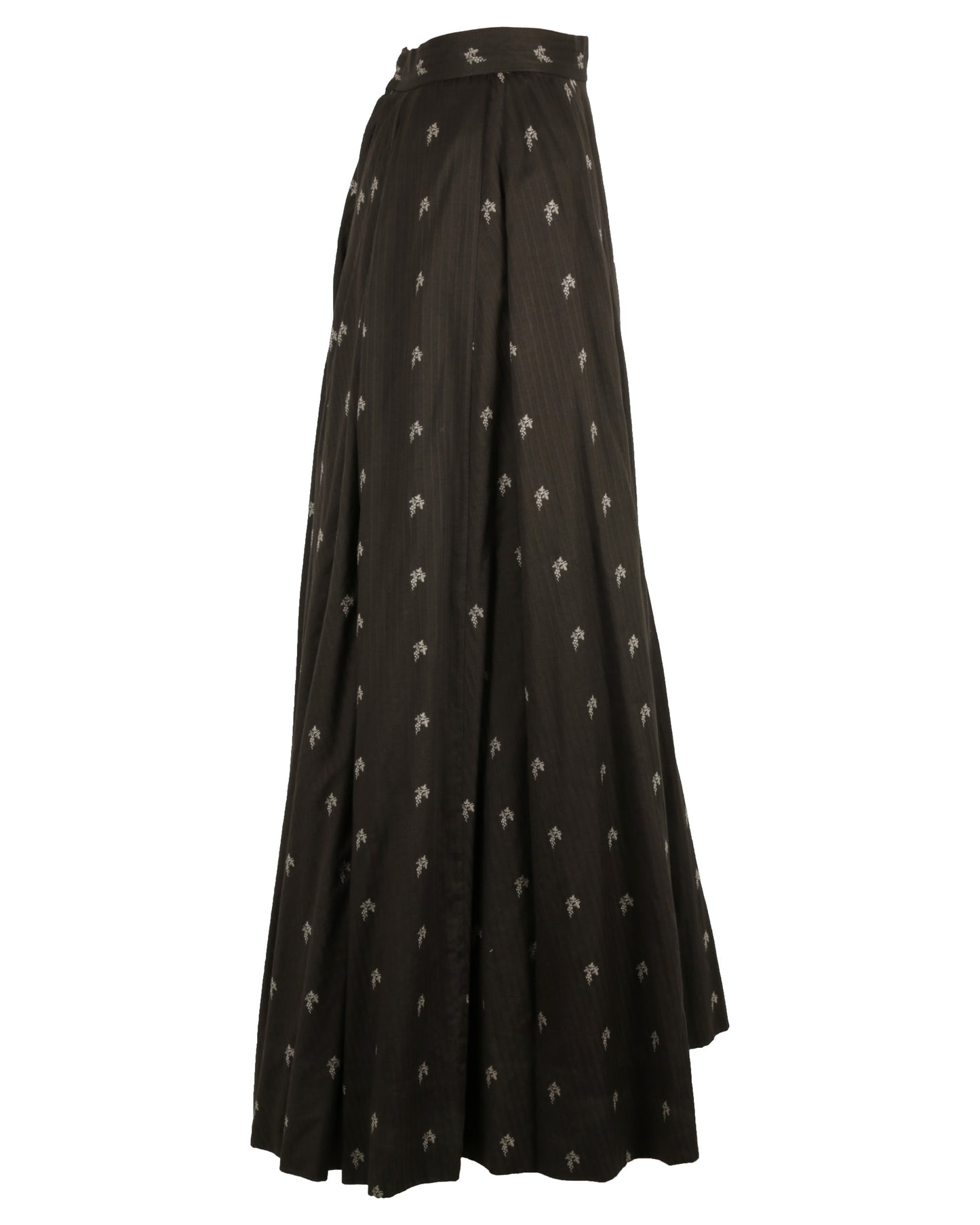 "Les palmes de M. Schutz" Marie Curie's (Isabelle Huppert) Costume