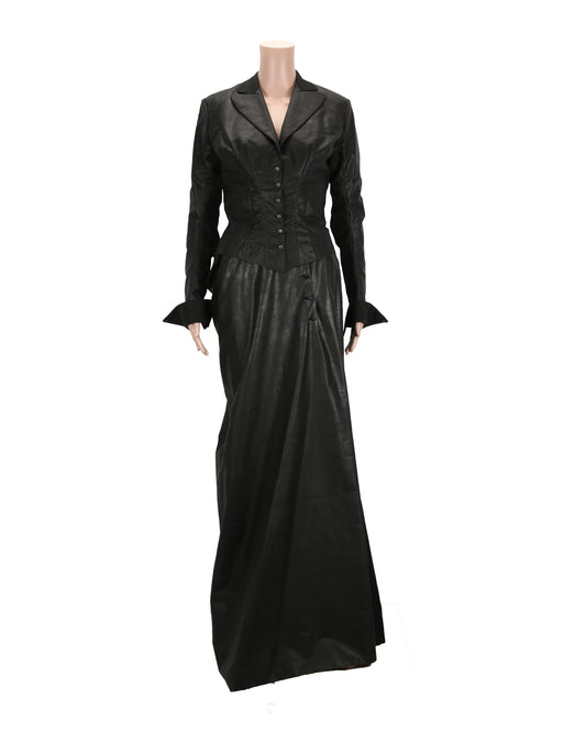 "An Ideal Husband" Miss Mable Chiltern's (Minnie Driver) Riding Jacket and Skirt