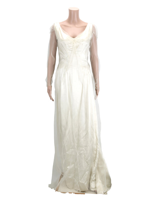 "An Ideal Husband" Mabel Chiltern's (Minnie Driver) Wedding Dress