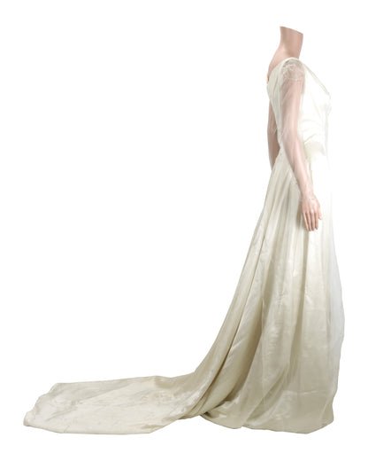 "An Ideal Husband" Mabel Chiltern's (Minnie Driver) Wedding Dress