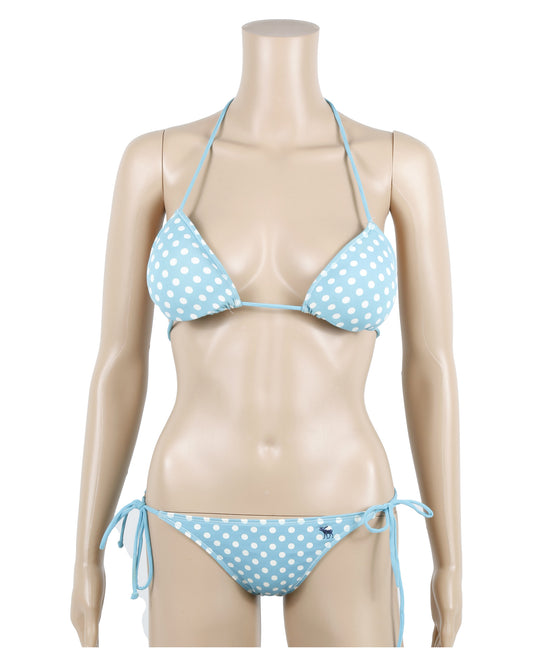 "The Stepfather" (2009) Kelly Porter's (Amber Heard) Bikini