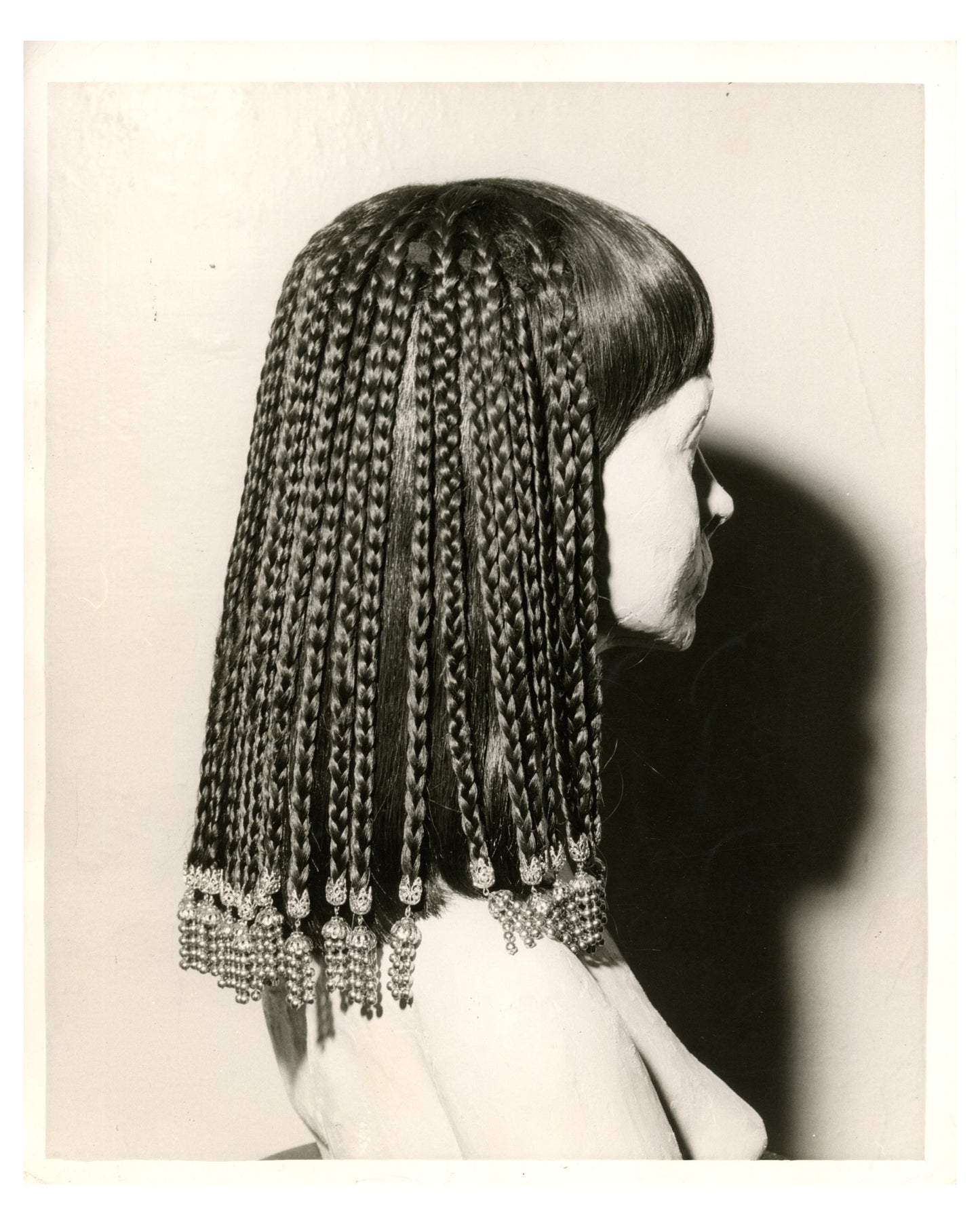 "Cleopatra" (1963) Set 40 Black & White Wig Photographs